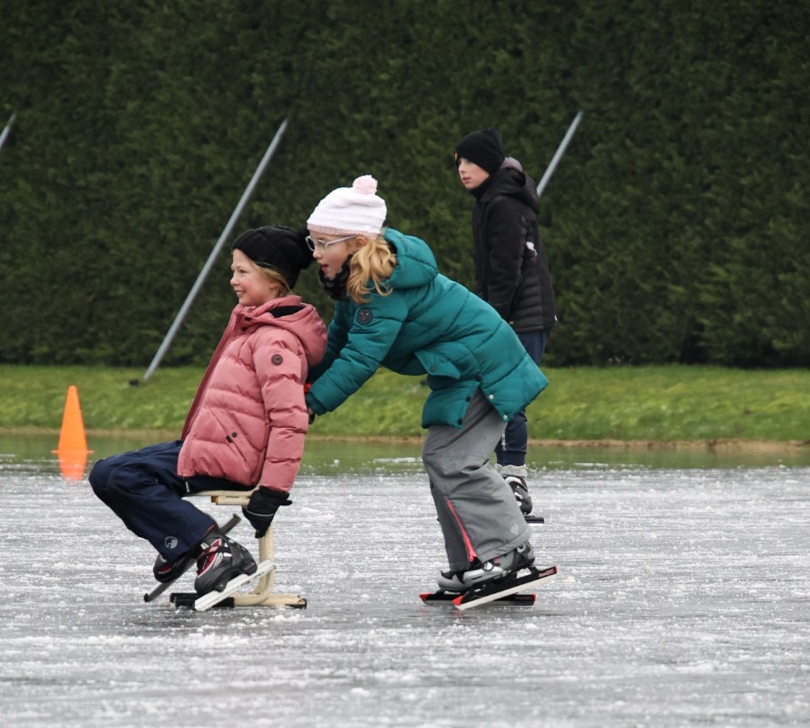 240111 SintNyk ijsbaan schaatsplezier c YvonneBijma 35  1000